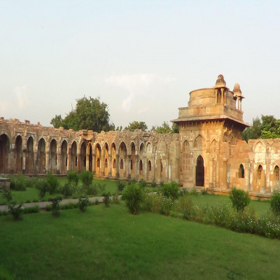 Champaner Pavagadh Archaeological Park Tours